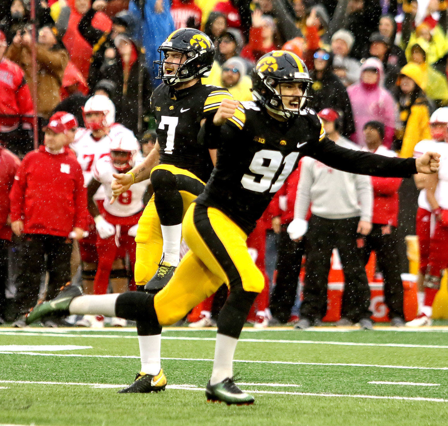 112318-Iowa-Football-010